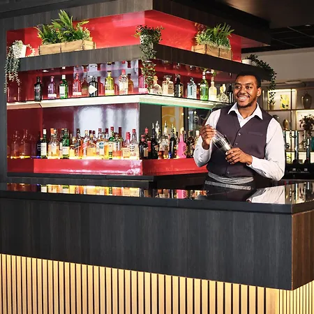 Hotel Crowne Plaza By Ihg 4*